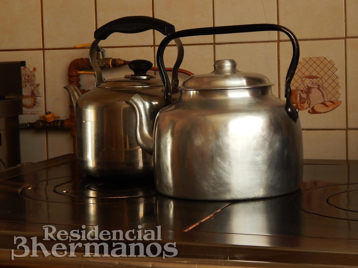 Residencial Tres Hermanos プンタアレナス エクステリア 写真