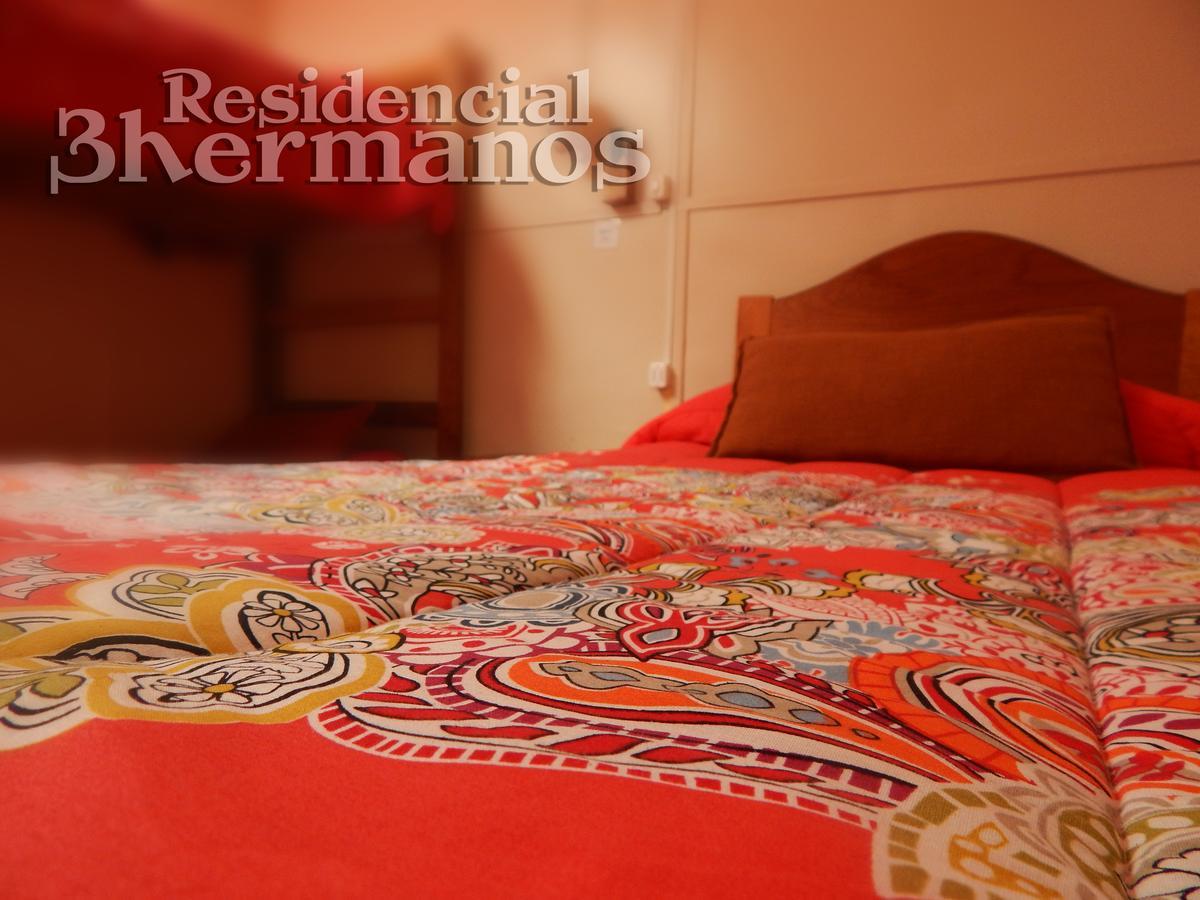 Residencial Tres Hermanos プンタアレナス エクステリア 写真